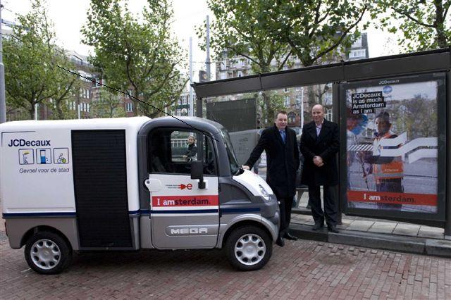 Elektrische schoonmaak-auto Amsterdam