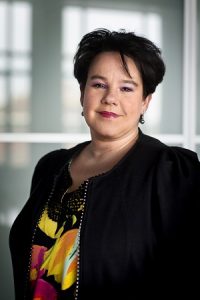 Staatssecretaris Sharon Dijksma zwerfafval statiegeld
