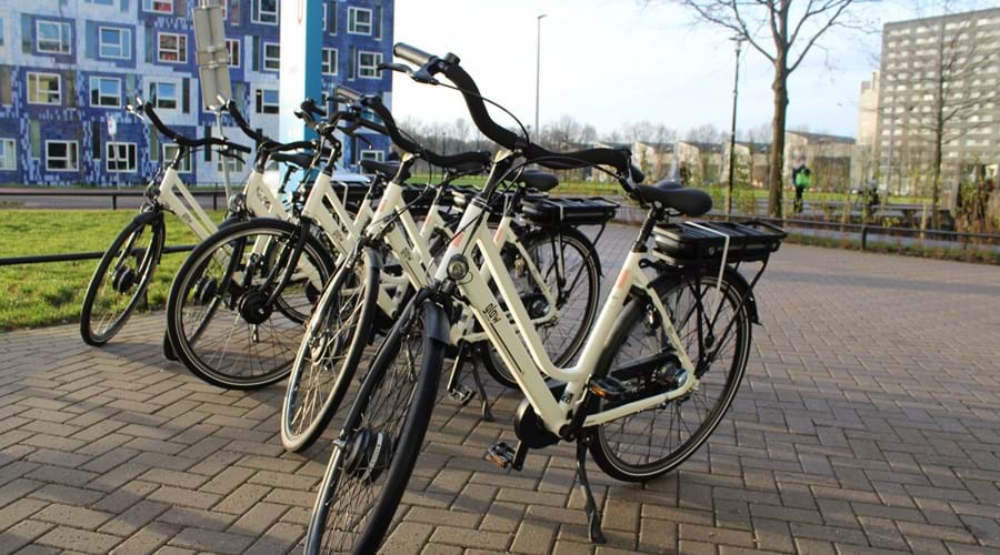 Medewerkers Hago op de fiets naar Hogeschool Utrecht