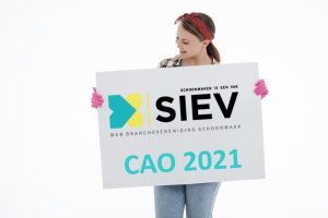 SieV geen gesprekspartner Schoonmakend Nederland bij cao-onderhandelingen SieV start cao-loket SieV organiseert cao-brainstormsessie