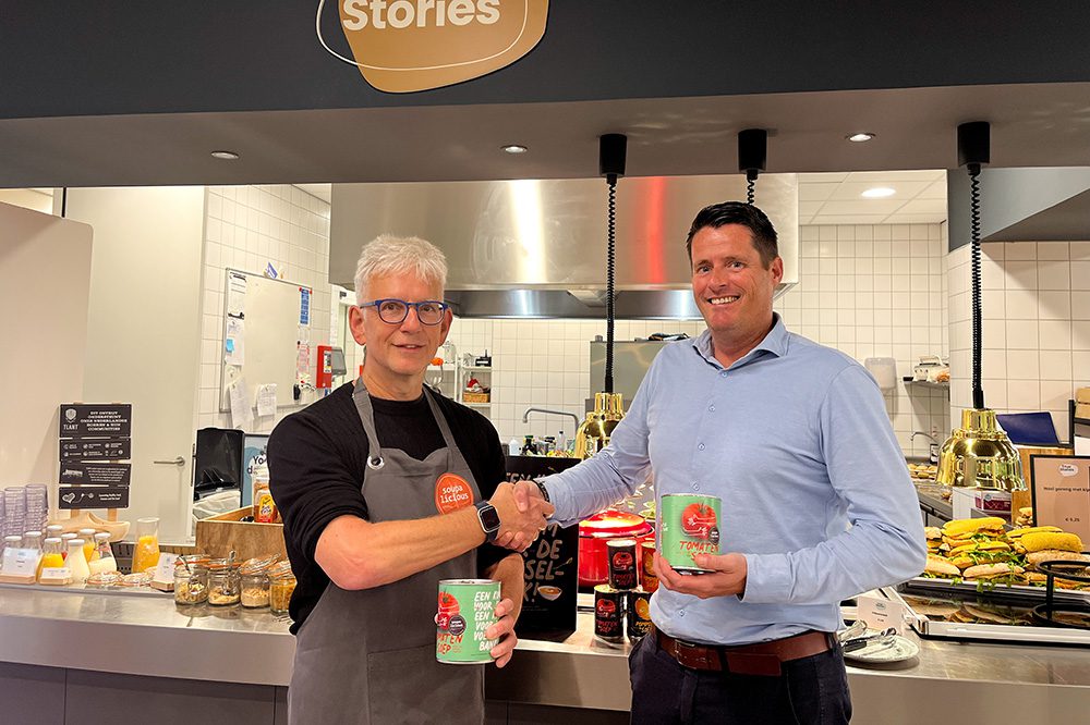 ISS doneert samen met Soupalicious 1,1 miljoen kommen soep aan voedselbanken