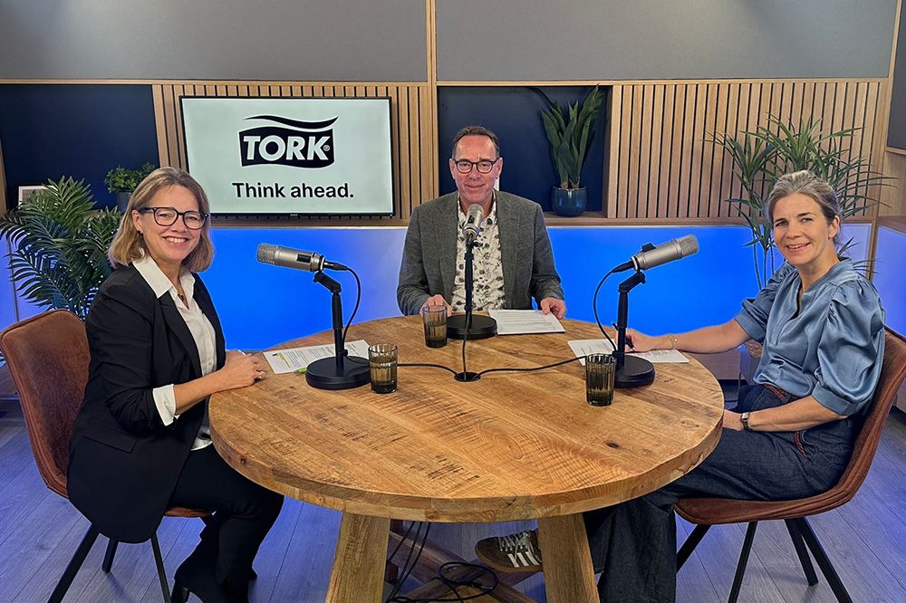 Tork lanceert podcastserie over inclusieve hygiëne: ‘Hospitality van het kleinste kamertje’